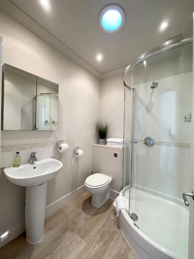 Victoria Maisonette Apartment London Exterior foto